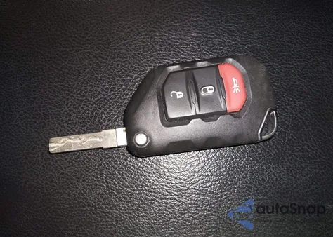 2022 Jeep Wrangler Unlimited High Tide 4X4 z USA, uszkodzony, nr VIN 1C4HJXDG9NW243097